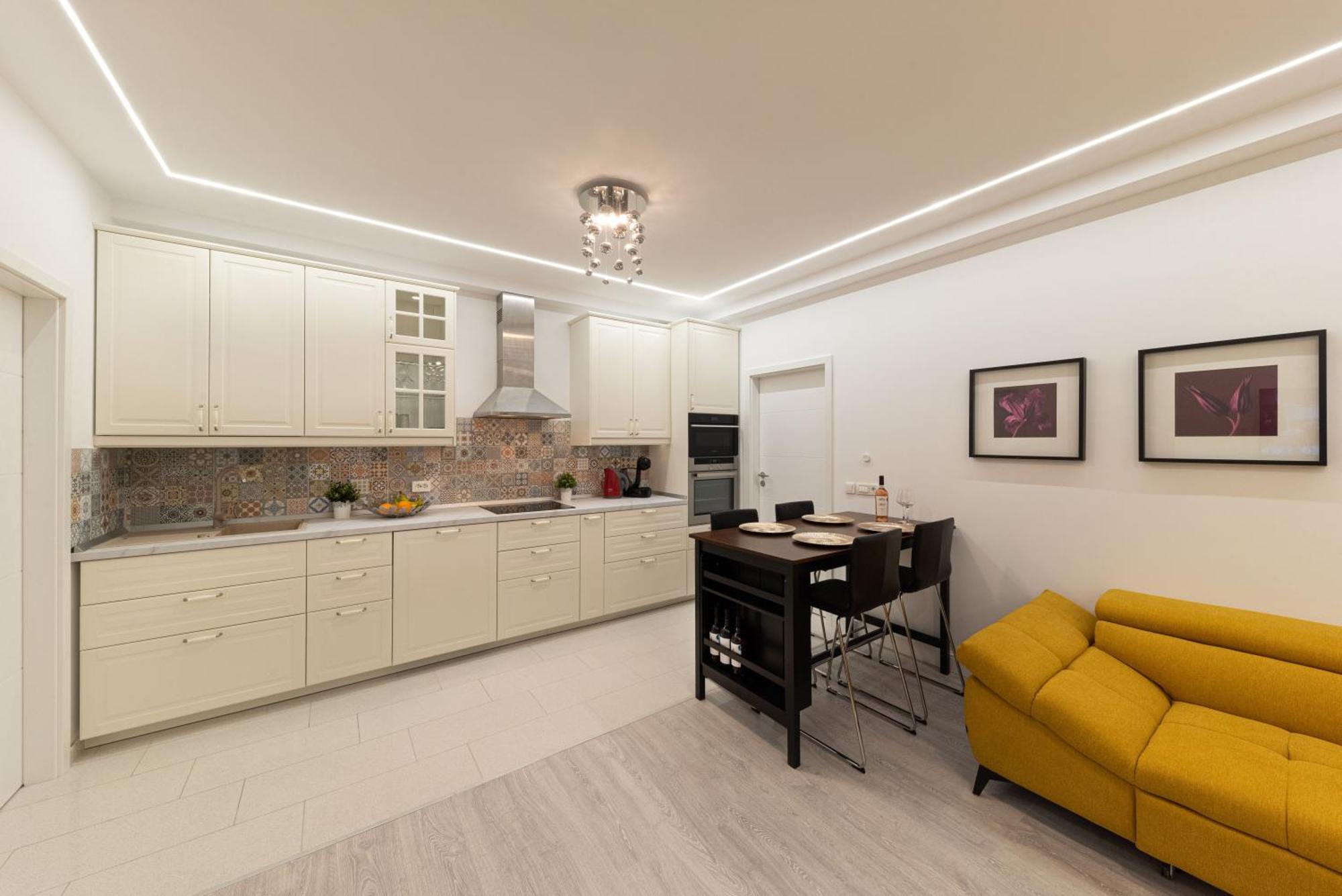 Smile Apartments Букурещ Екстериор снимка